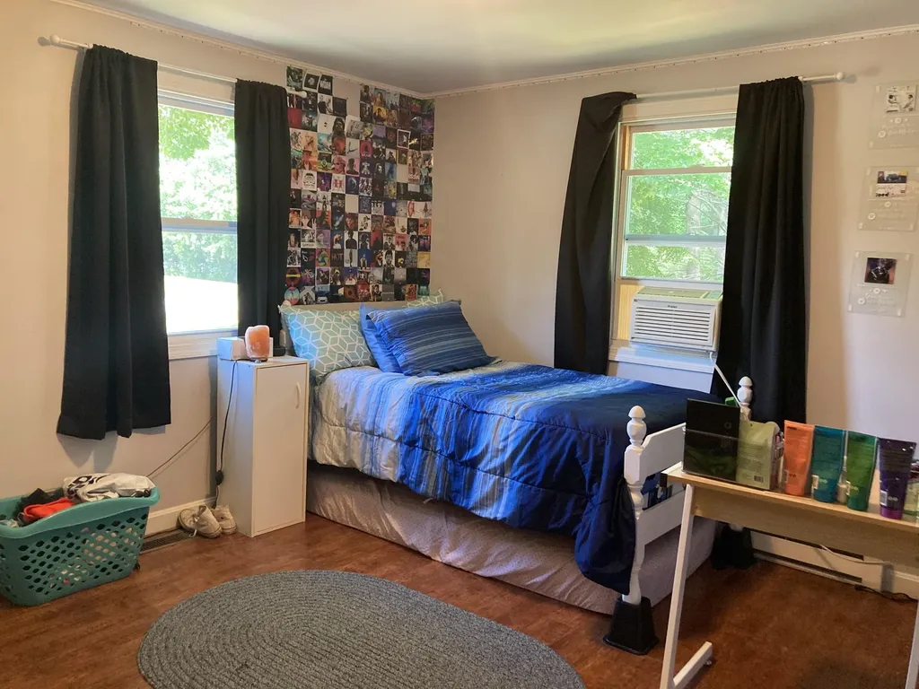 129 Gilbert Avenue Farmington ME 04938