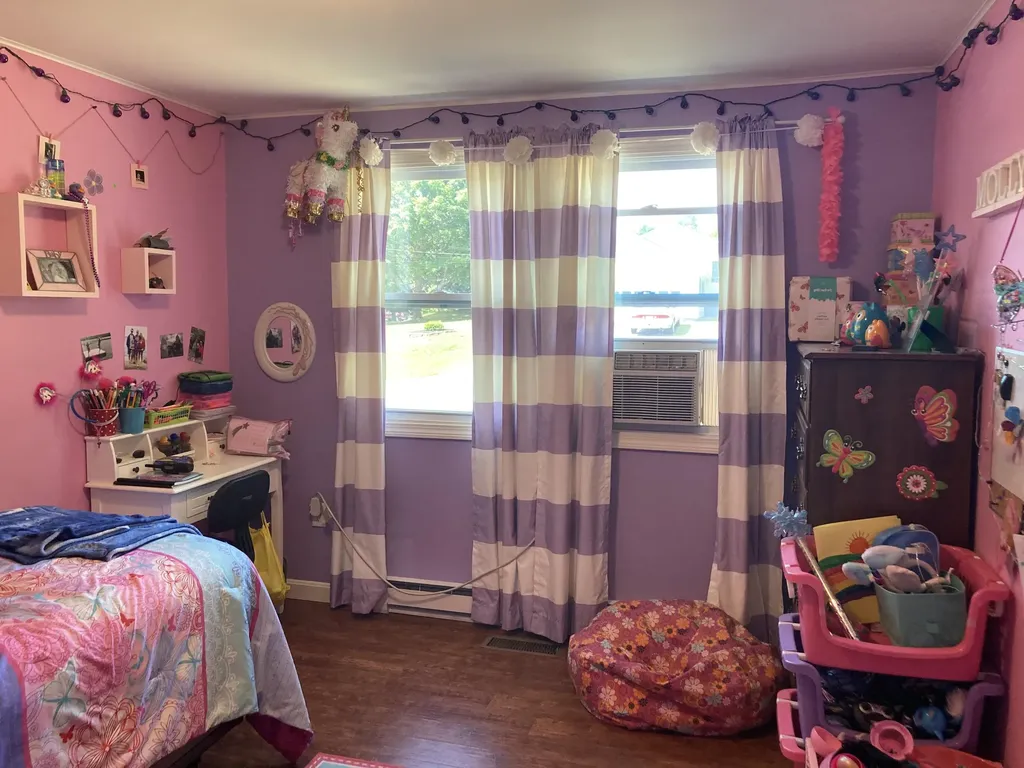 129 Gilbert Avenue Farmington ME 04938