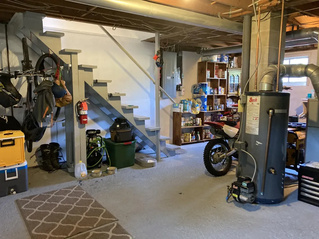 129 Gilbert Avenue Farmington ME 04938