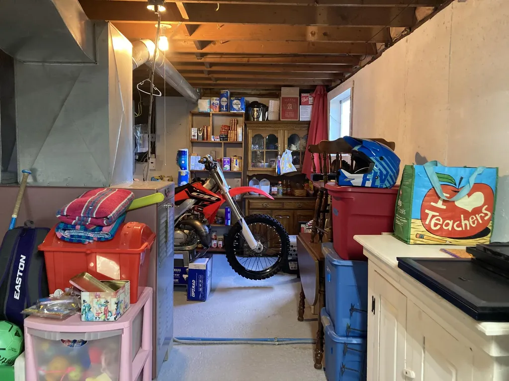 129 Gilbert Avenue Farmington ME 04938