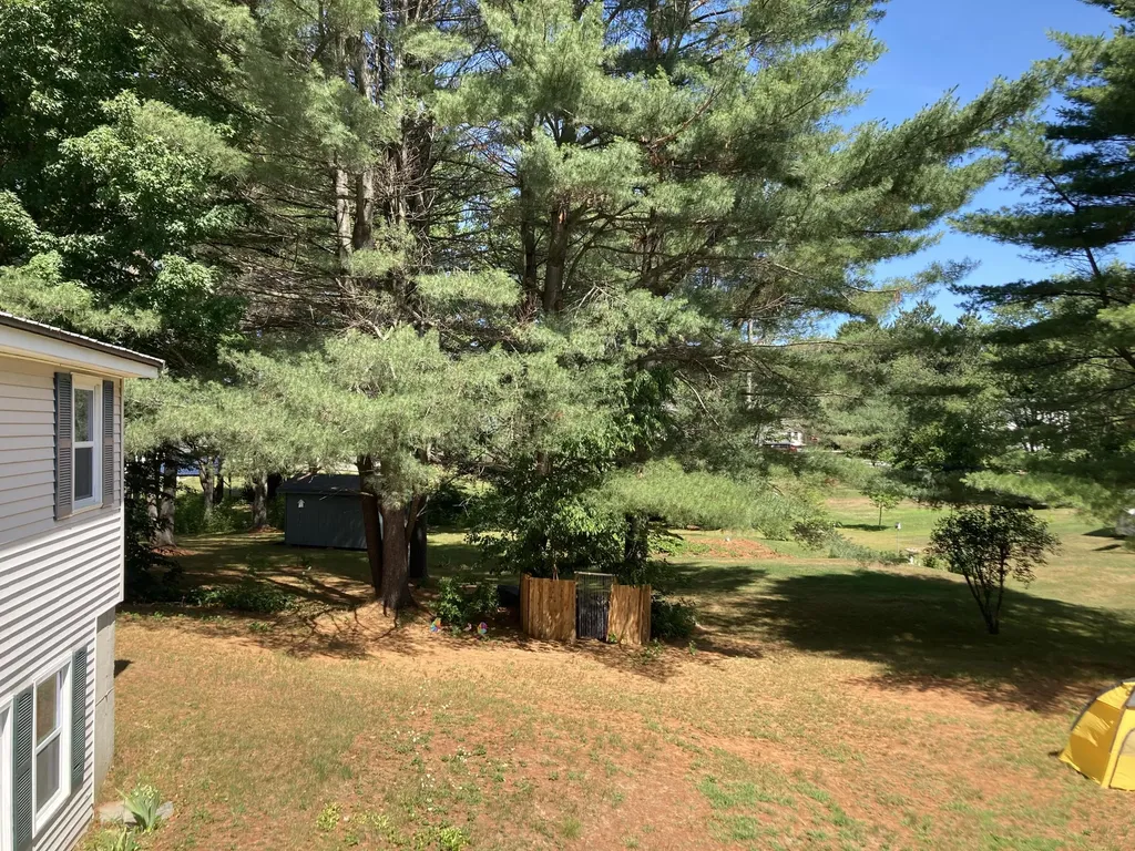 129 Gilbert Avenue Farmington ME 04938