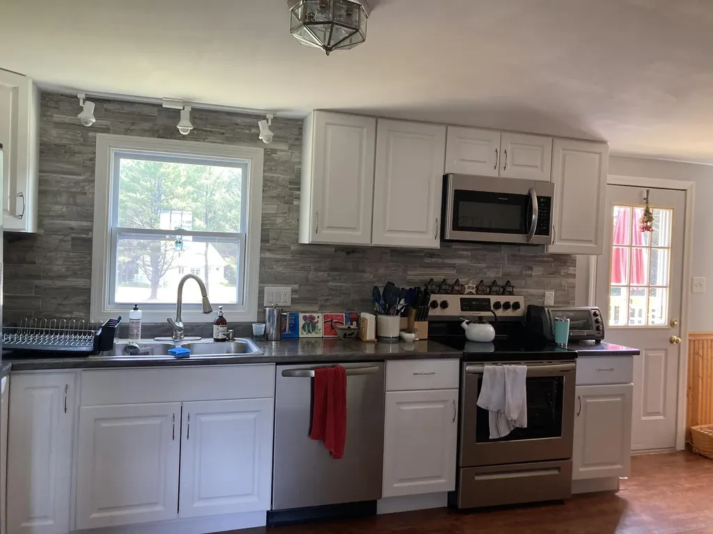 129 Gilbert Avenue Farmington ME 04938