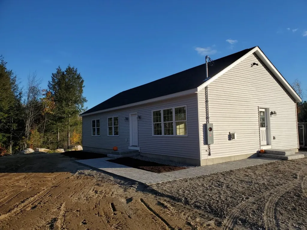 446 Pleasant Street Norway ME 04268