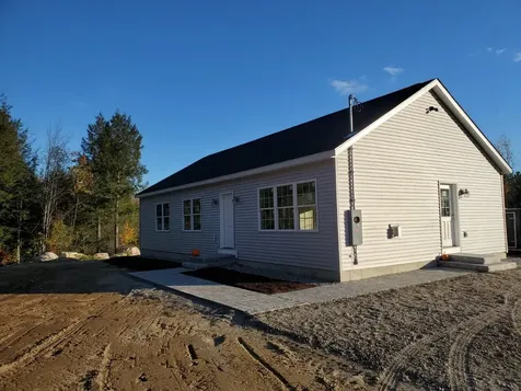 446 Pleasant Street Norway ME 04268