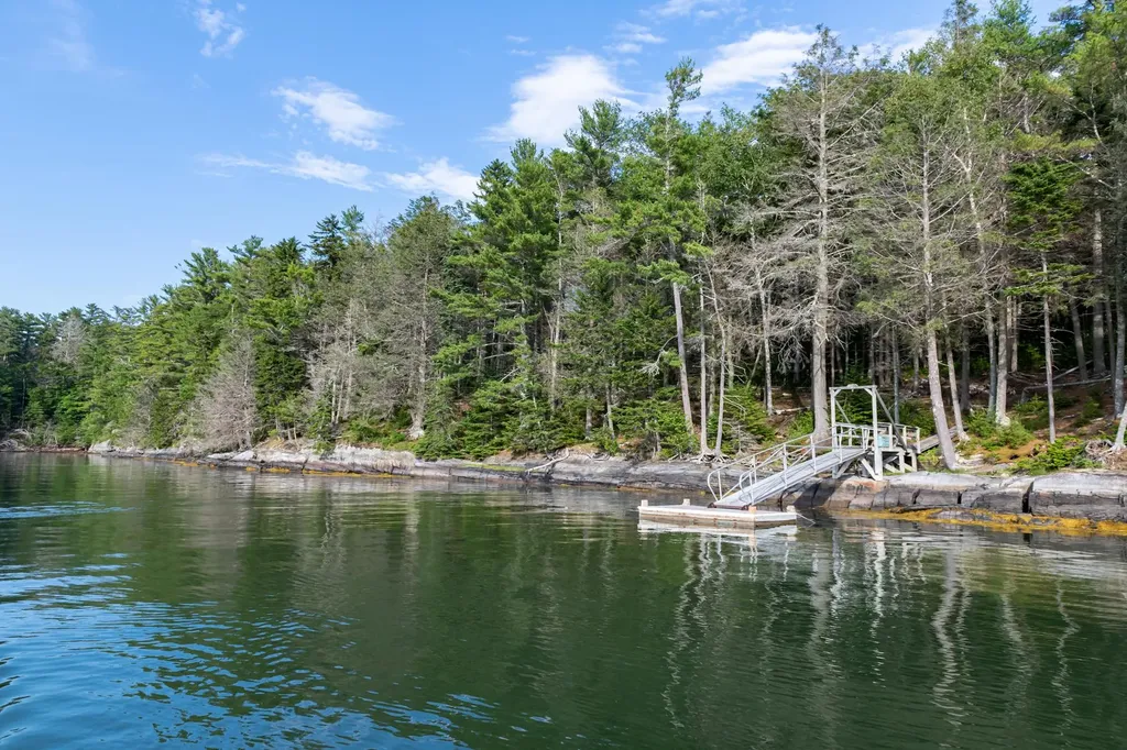 0 White Island Harpswell ME 04079