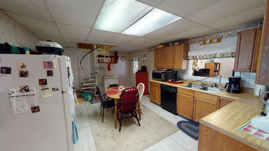 131 Lafayette Street Calais ME 04619