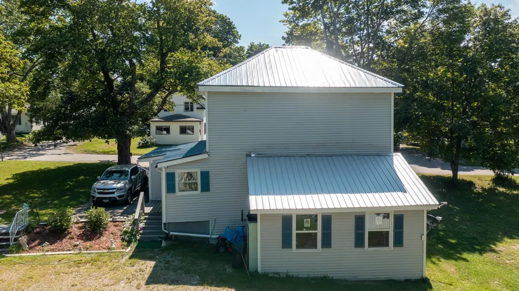 131 Lafayette Street Calais ME 04619