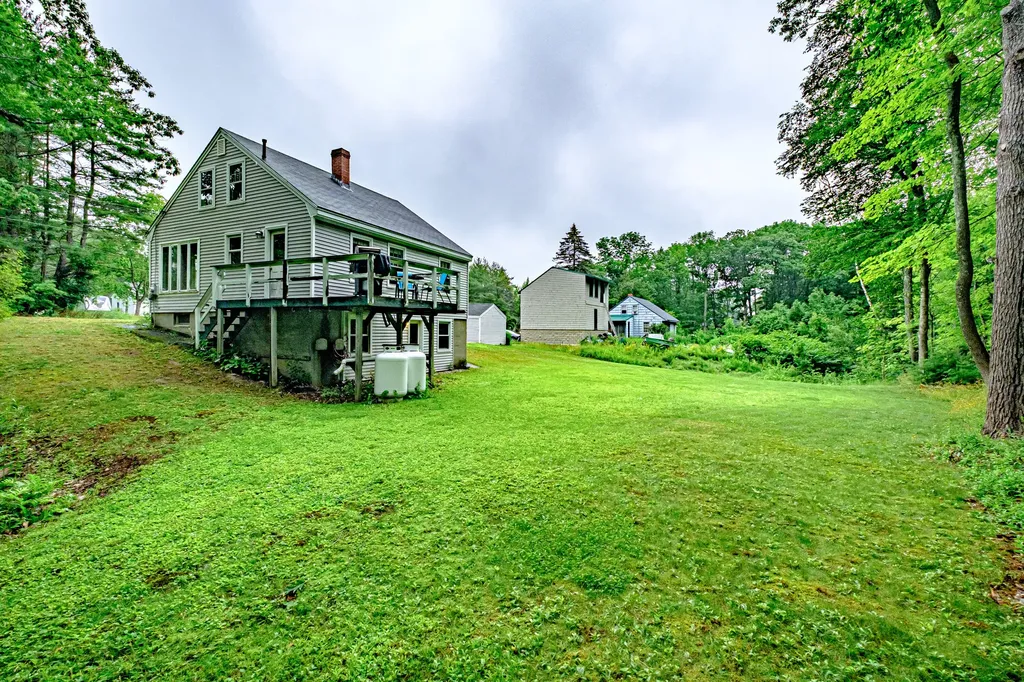 73 Middle Road Falmouth ME 04105