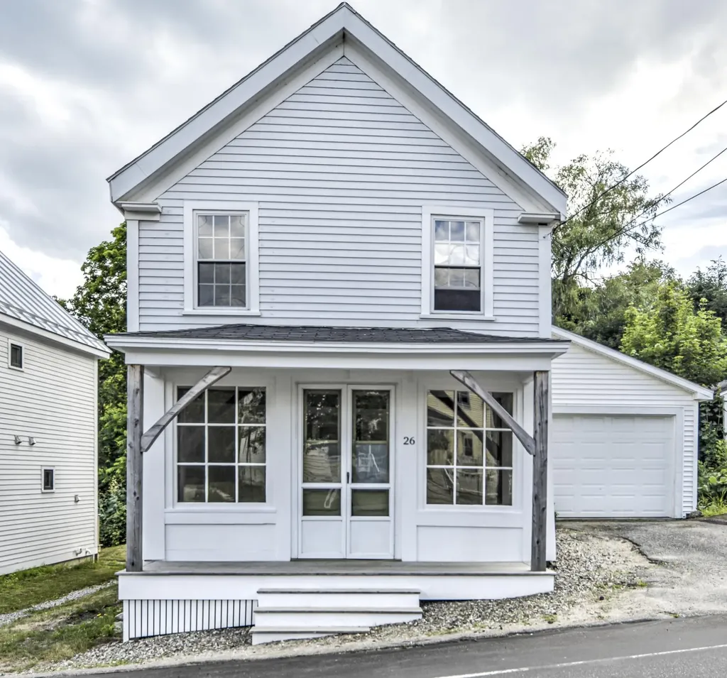26 Main Street Bowdoinham ME 04008
