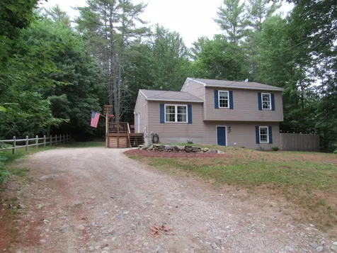20 Swans Road Raymond ME 04071