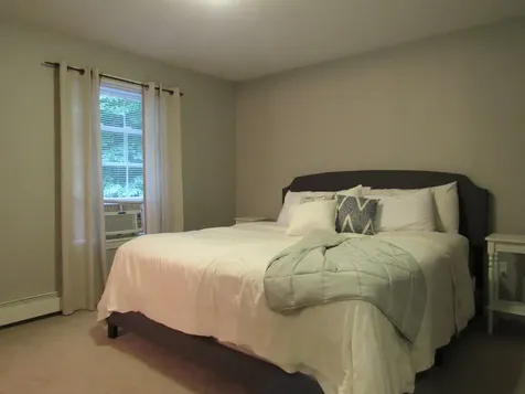20 Swans Road Raymond ME 04071