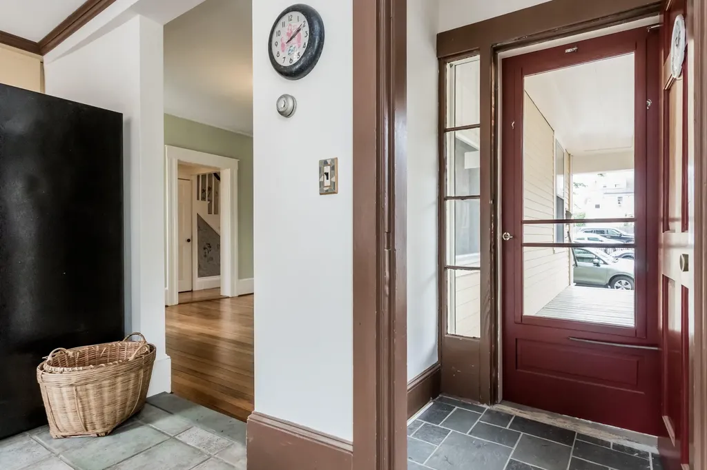 136 Pleasant Street Portland ME 04101