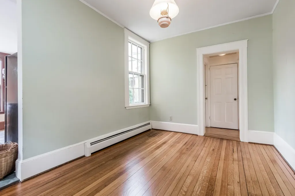 136 Pleasant Street Portland ME 04101