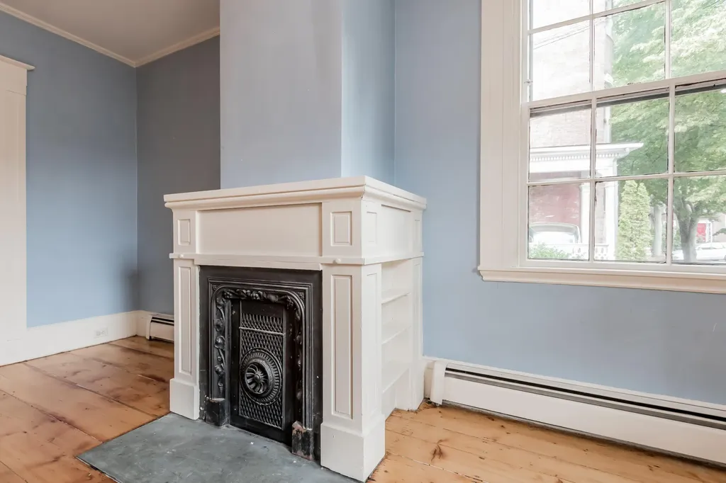 136 Pleasant Street Portland ME 04101