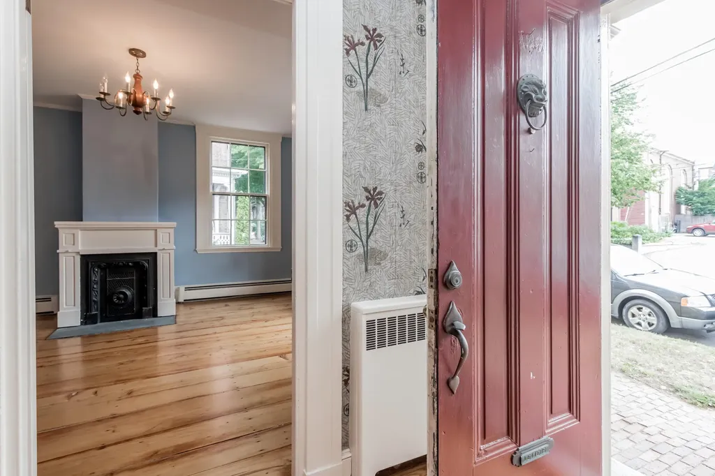 136 Pleasant Street Portland ME 04101