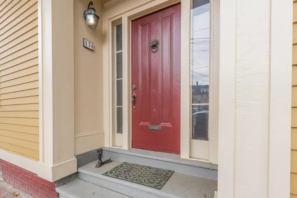 136 Pleasant Street Portland ME 04101