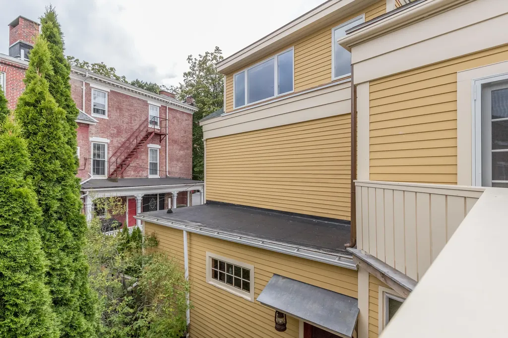 136 Pleasant Street Portland ME 04101