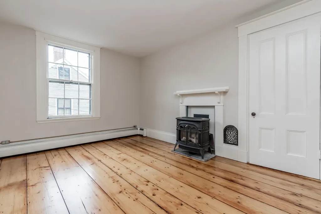 136 Pleasant Street Portland ME 04101