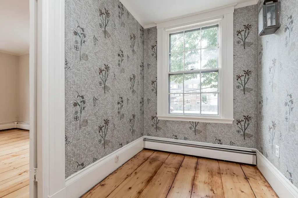 136 Pleasant Street Portland ME 04101