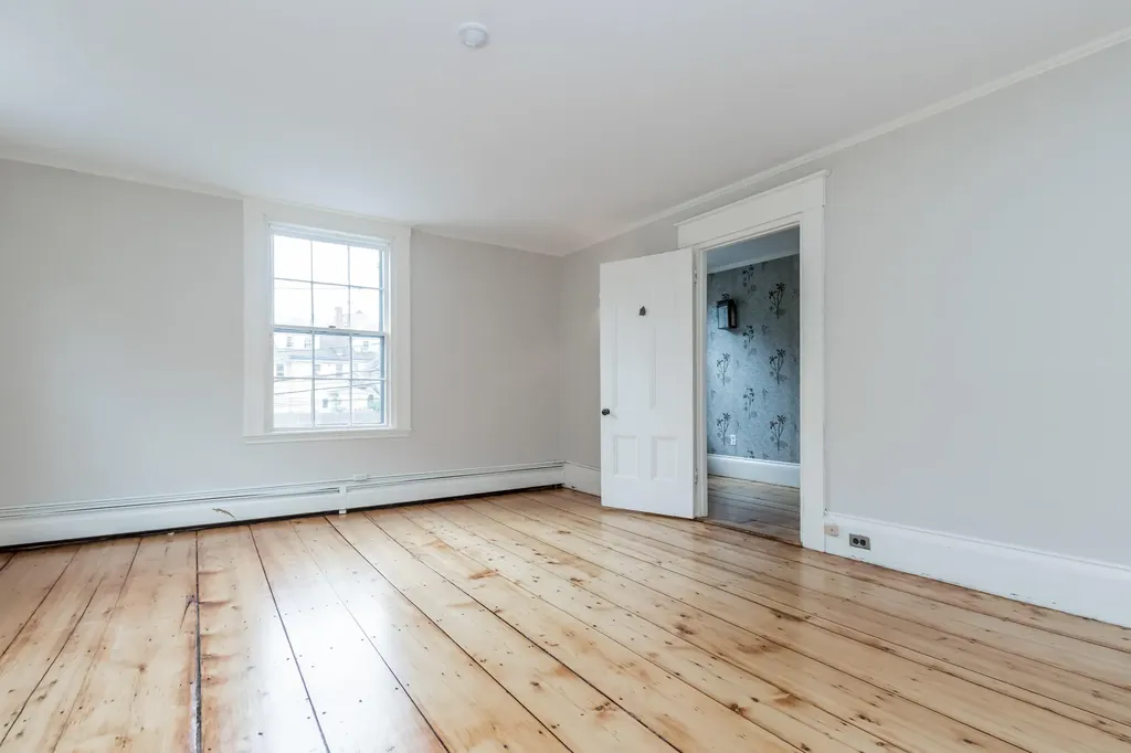 136 Pleasant Street Portland ME 04101