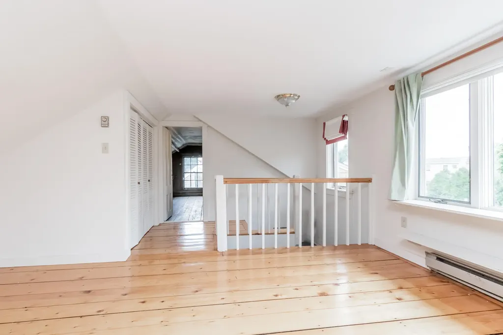 136 Pleasant Street Portland ME 04101