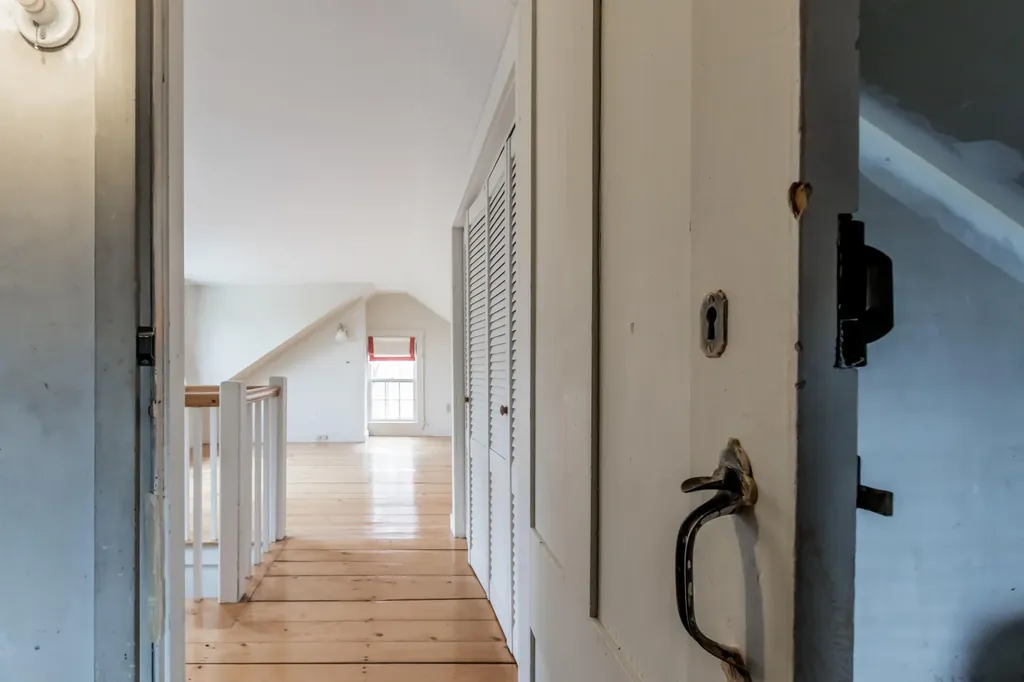 136 Pleasant Street Portland ME 04101