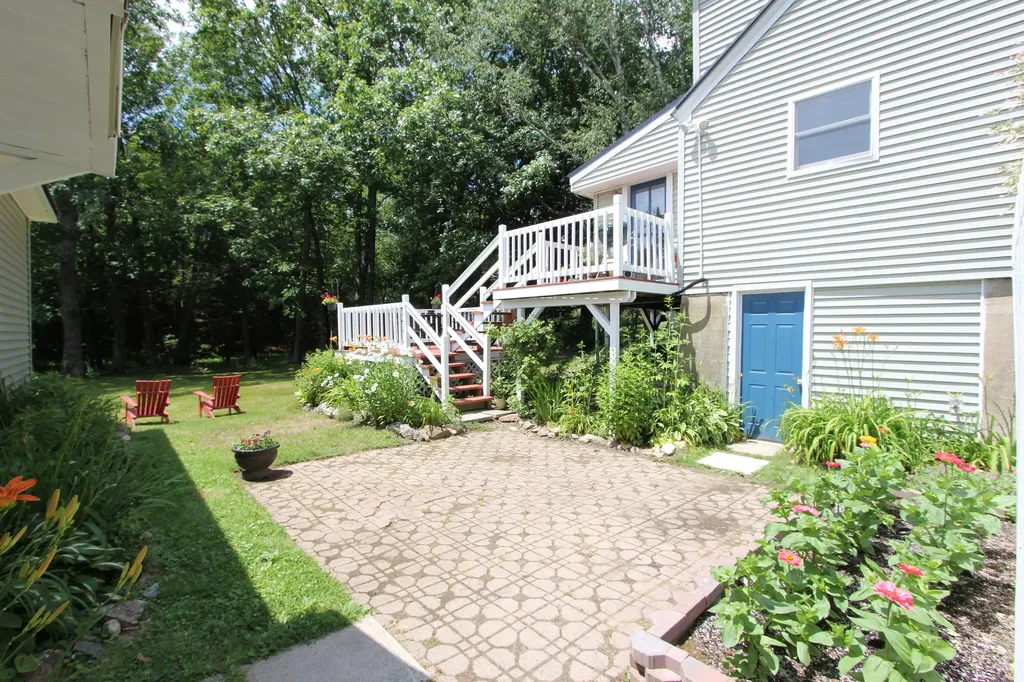 11 Marston Road Gardiner ME 04345