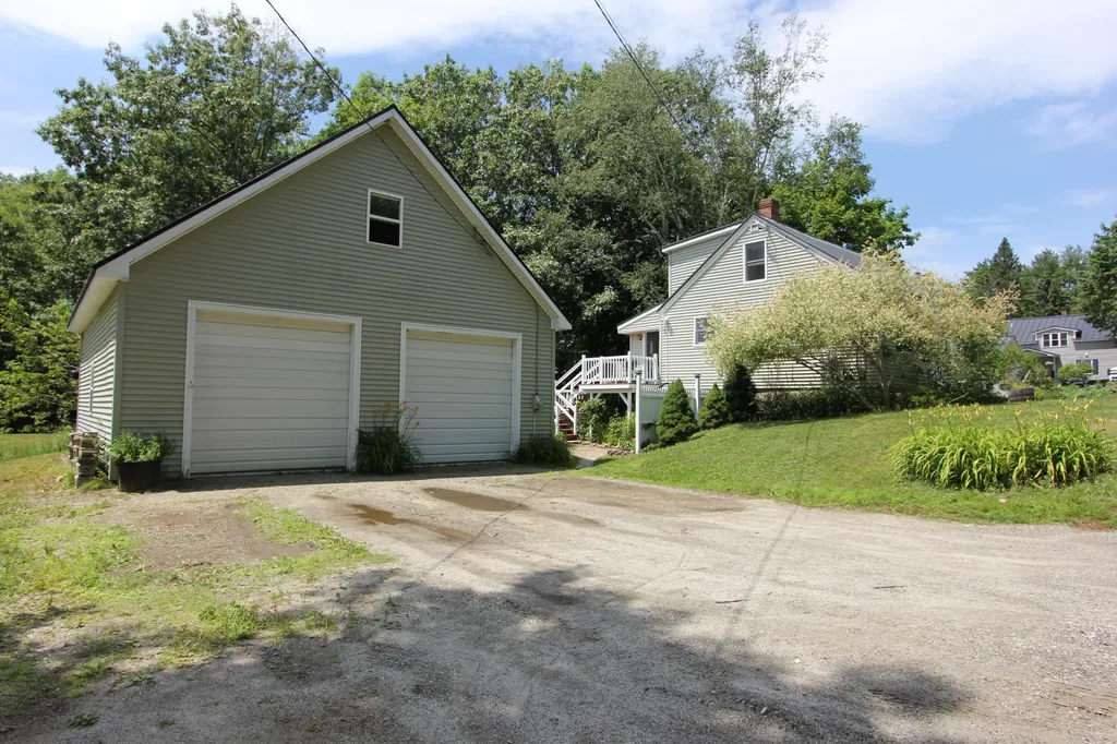11 Marston Road Gardiner ME 04345
