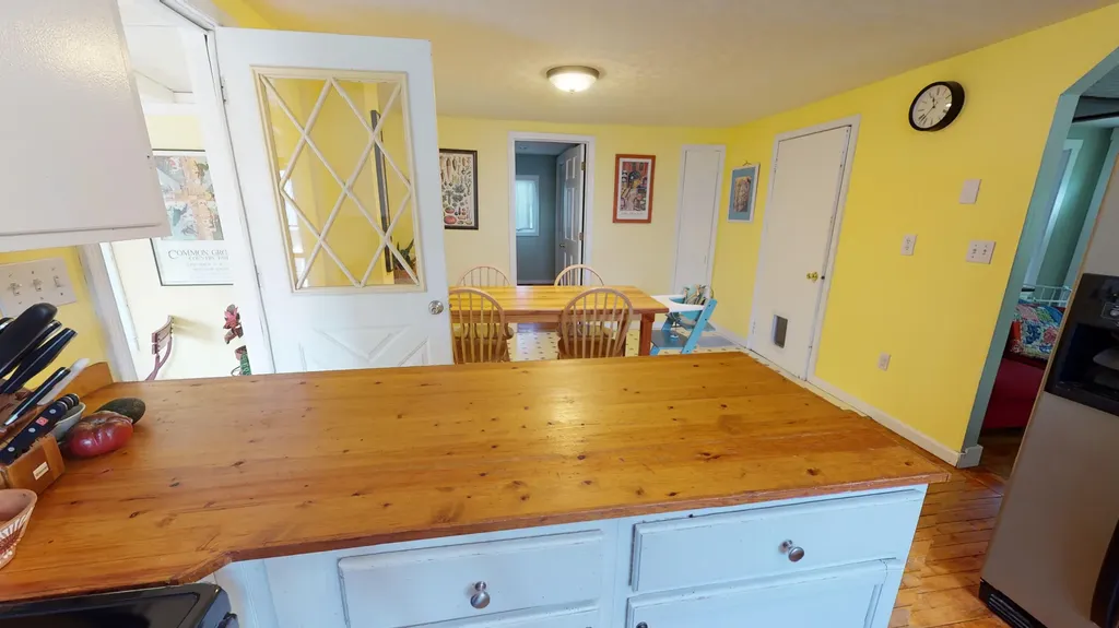 11 Marston Road Gardiner ME 04345
