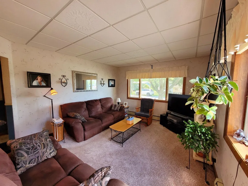 15 Verdun Street Fairfield ME 04937