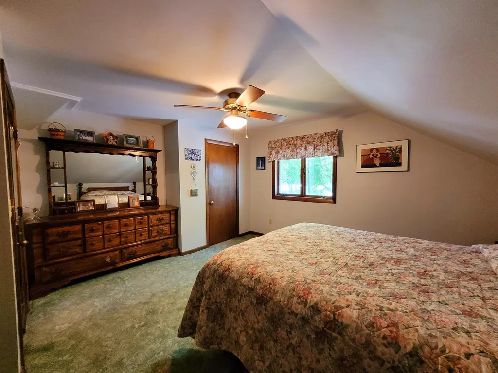 15 Verdun Street Fairfield ME 04937