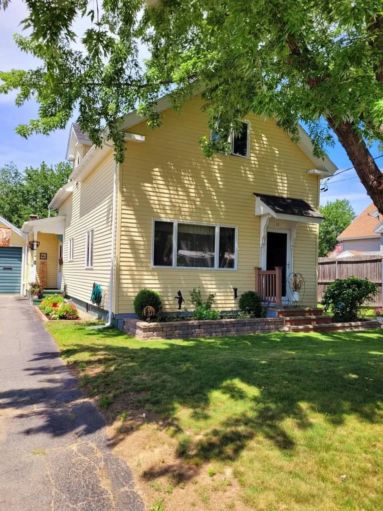 15 Verdun Street Fairfield ME 04937