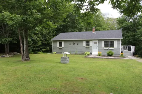 25 Springvale Road West Gardiner ME 04345