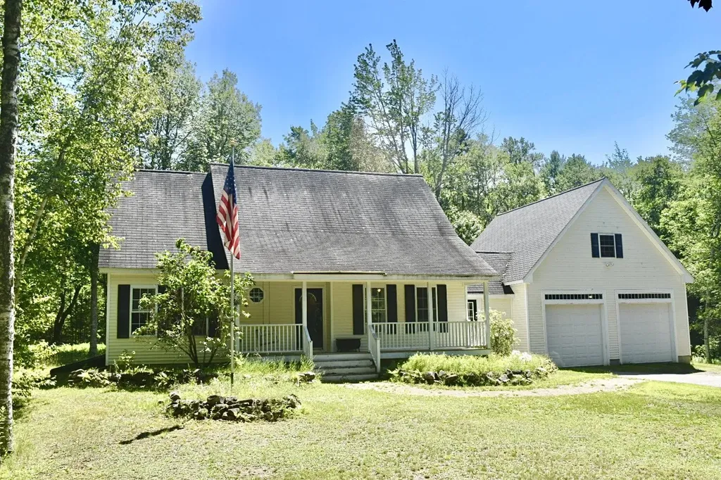 76 Balsam Drive Waldoboro ME 04572