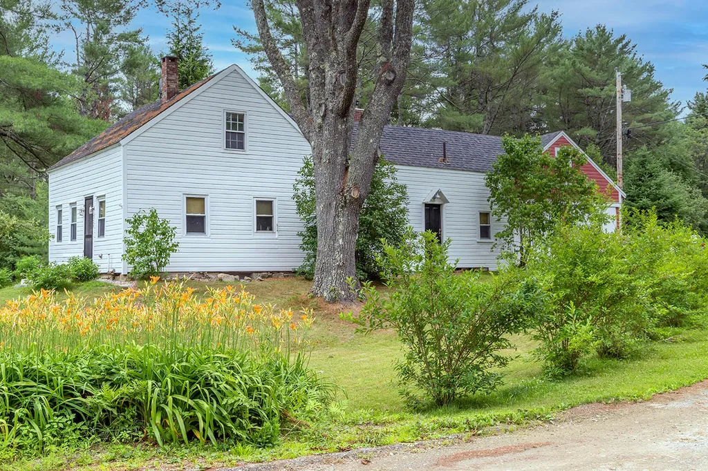 328 Slab City Road Lincolnville ME 04849