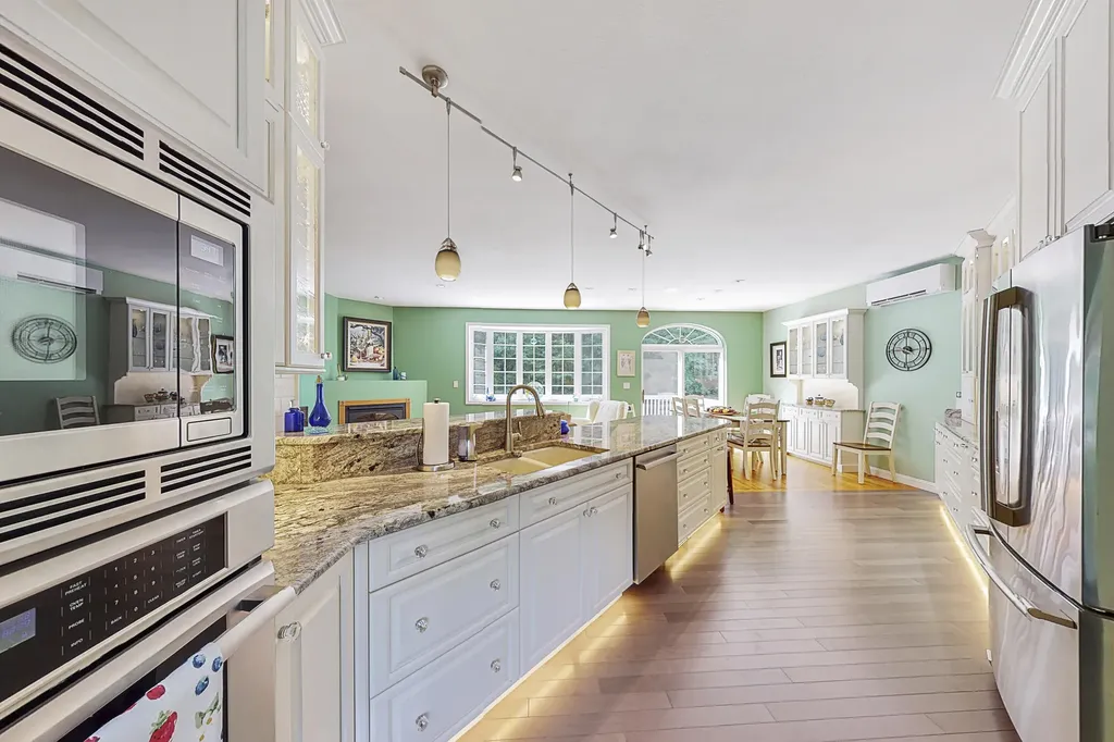 26 Pompeo Drive Gorham ME 04038