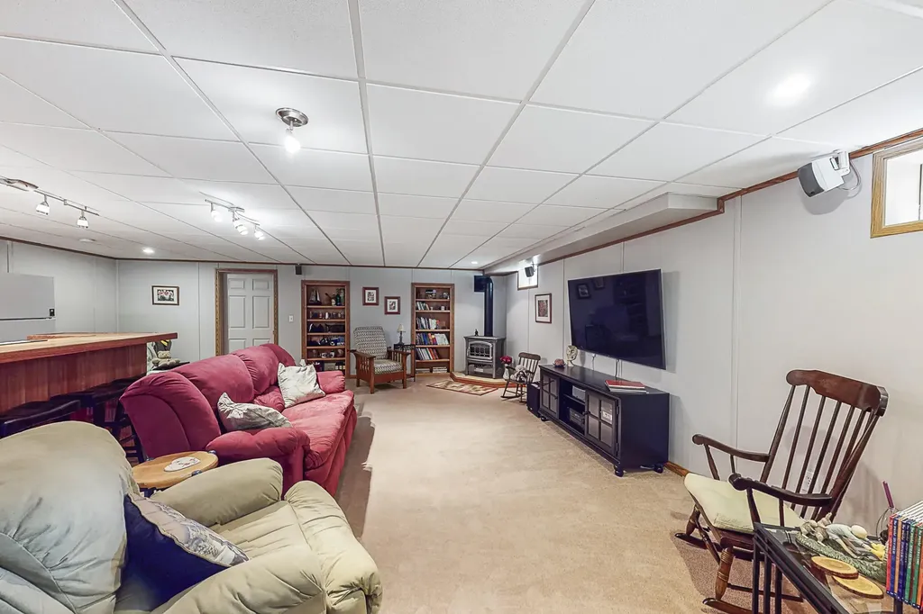 26 Pompeo Drive Gorham ME 04038