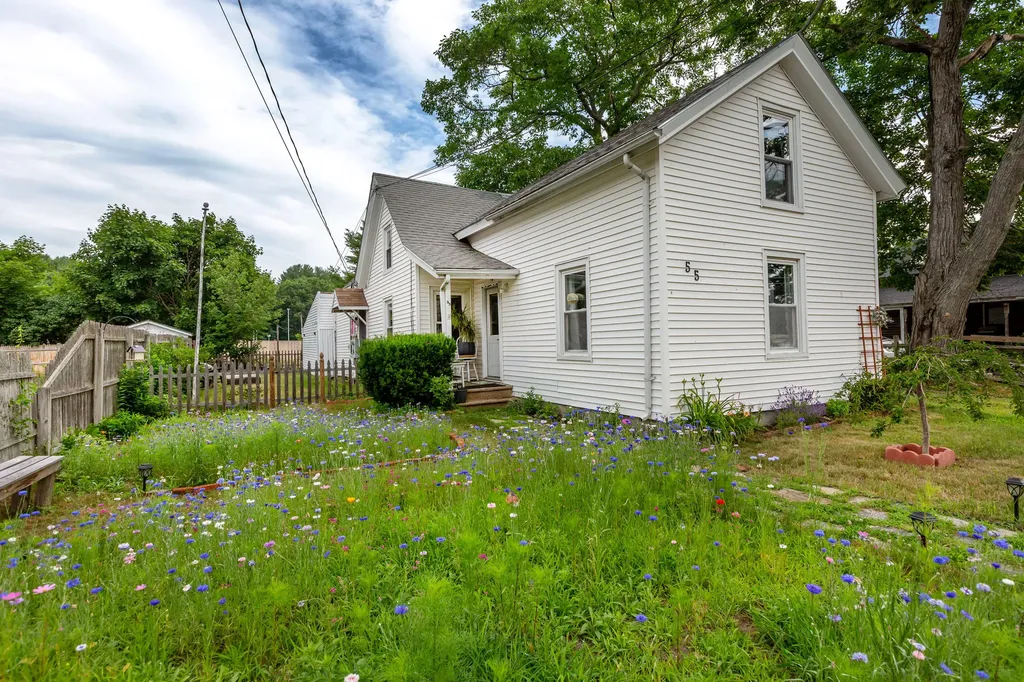 55 Jordan Avenue Brunswick ME 04011