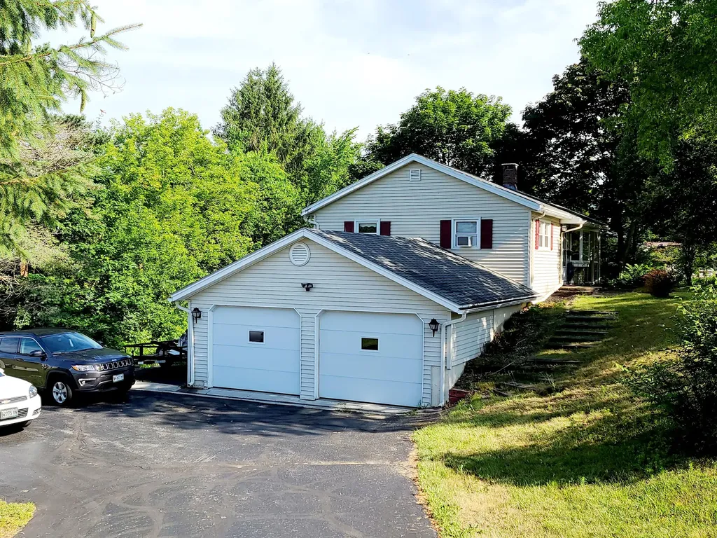 83 Highland Heights Winthrop ME 04364