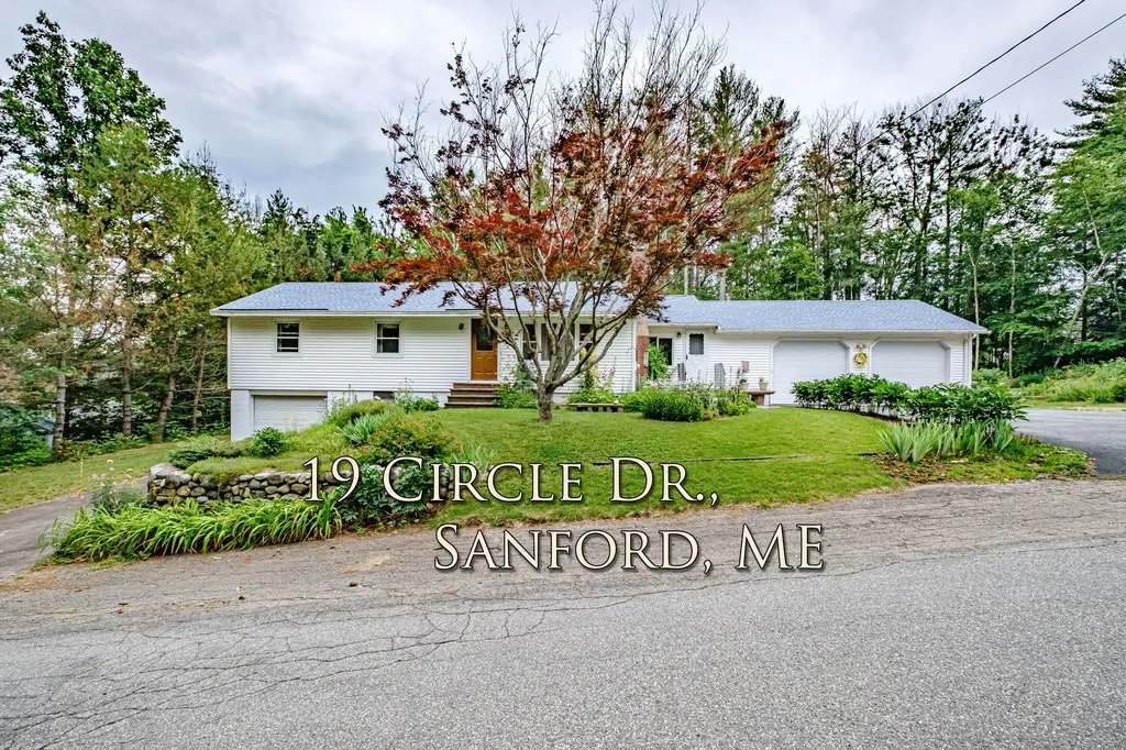19 Circle Drive Sanford ME 04073