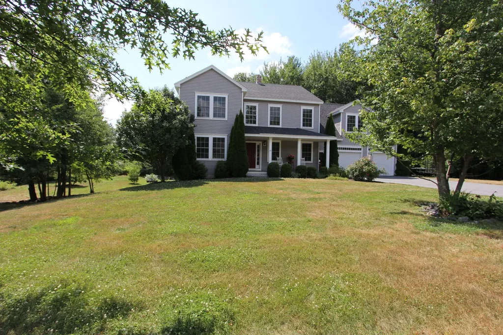 26 Richards Way Saco ME 04072