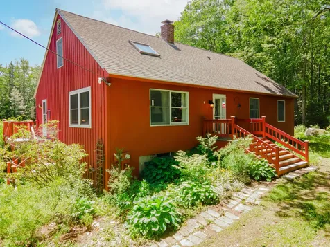 21 Meadowbrook Woods Boothbay ME 04537