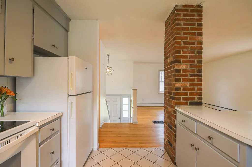 62 Yarmouth Road Gray ME 04039
