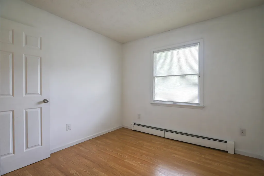 62 Yarmouth Road Gray ME 04039