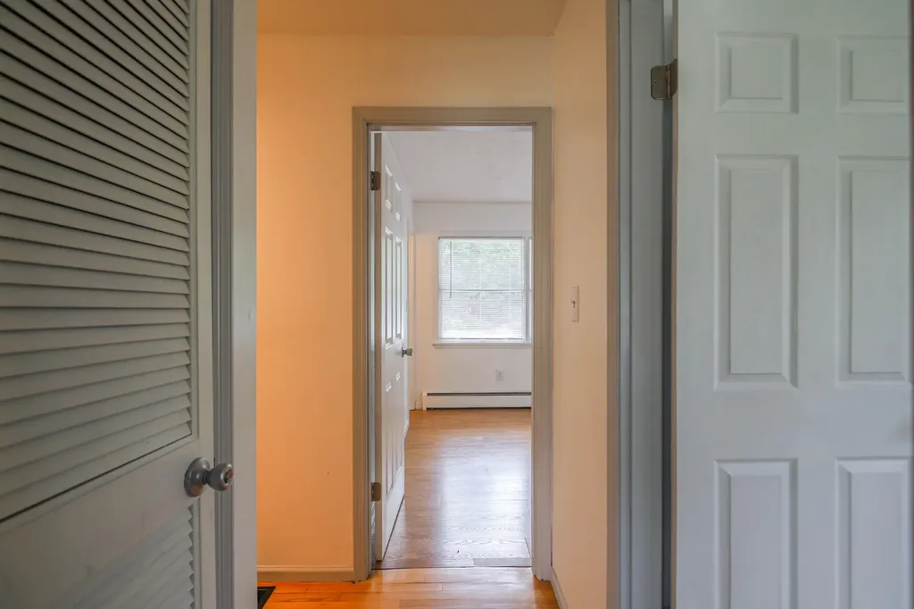 62 Yarmouth Road Gray ME 04039