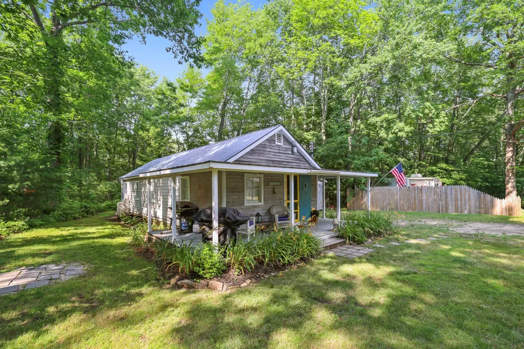 167 Tatnic Road Wells ME 04090