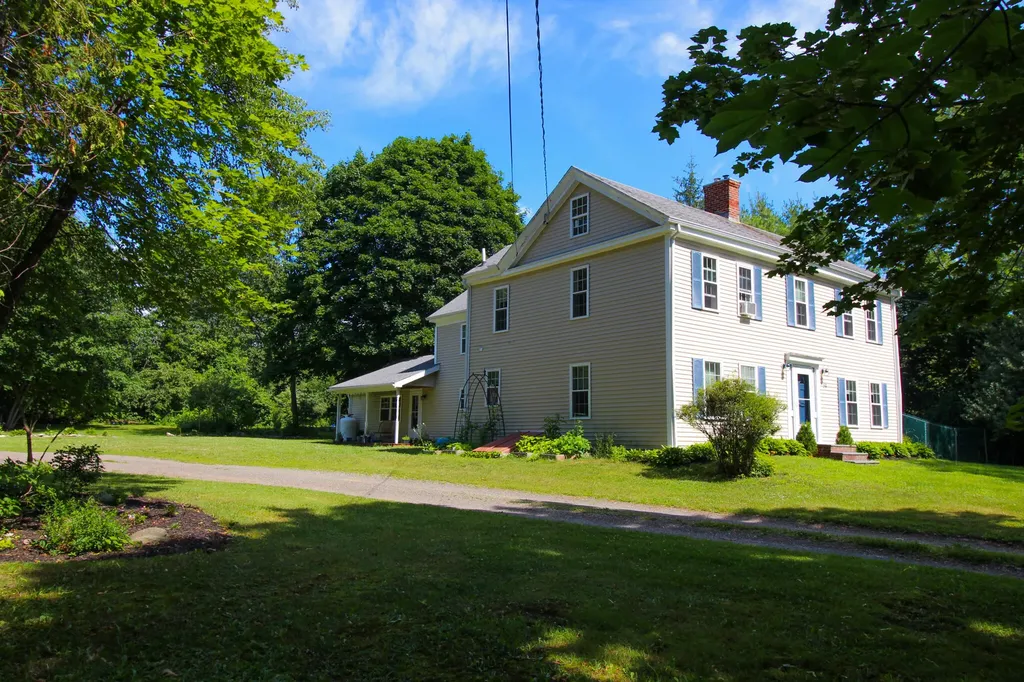 94 Old County Road Hampden ME 04444