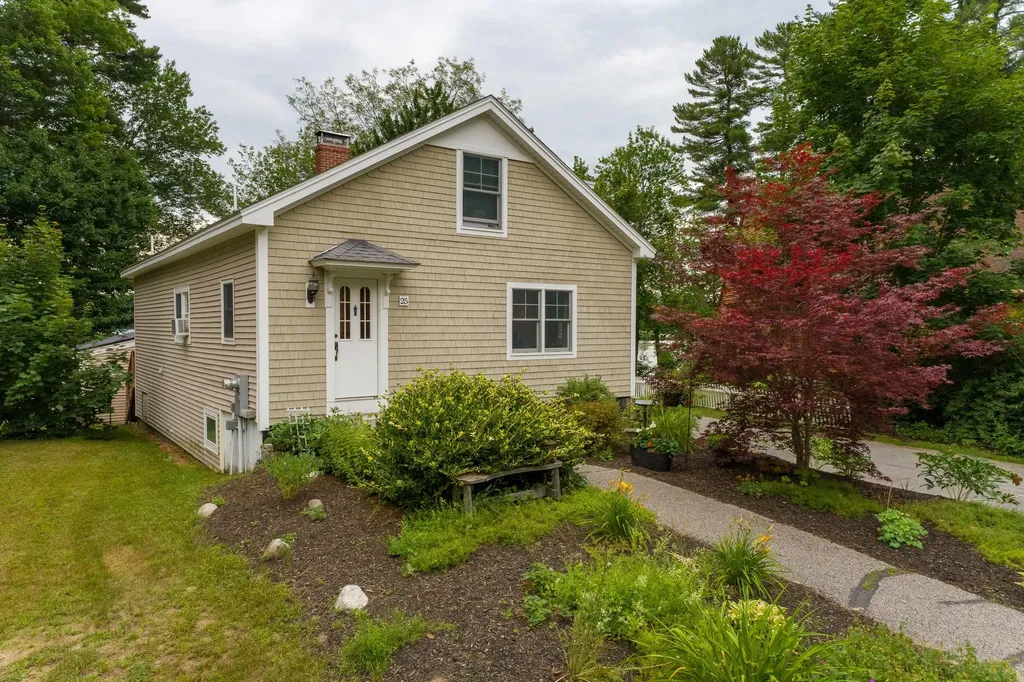 25 Panther Pond Pines Road Raymond ME 04071