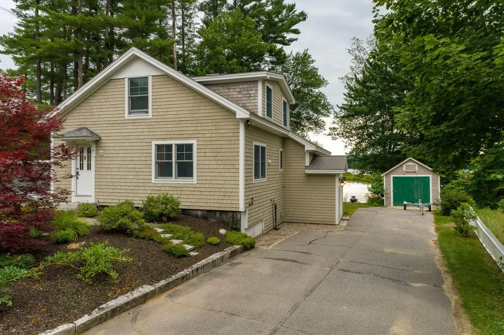 25 Panther Pond Pines Road Raymond ME 04071