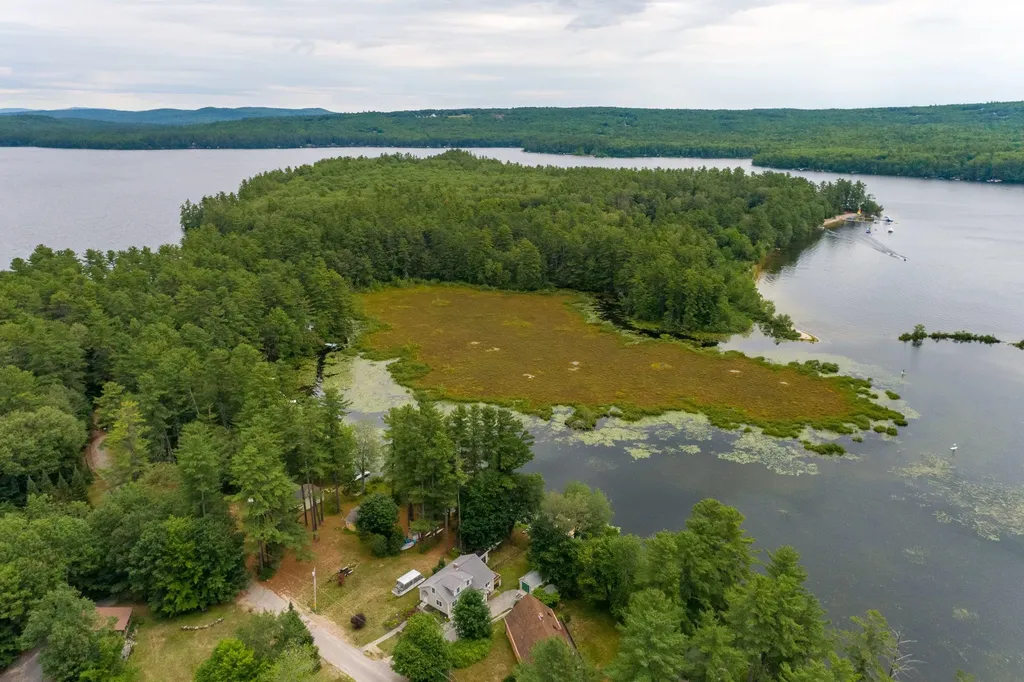 25 Panther Pond Pines Road Raymond ME 04071